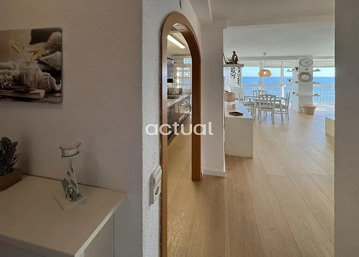 Cannes 14-2 Апартаменты *