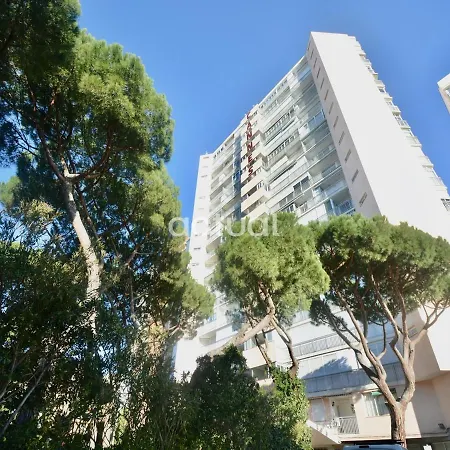 Appartement Cannes 14-2 *